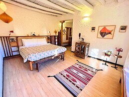 Lchang Nang Retreat - The House of Trees