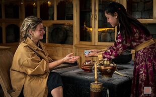 Lchang Nang Retreat - The House of Trees