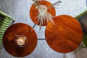 Lchang Nang Retreat - The House of Trees