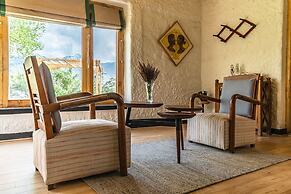 Lchang Nang Retreat - The House of Trees