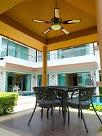 Chalong Miracle Lakeview Resort & Spa