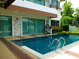 Chalong Miracle Lakeview Resort & Spa