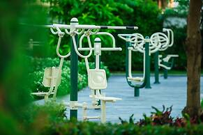 Chalong Miracle Lakeview Resort & Spa