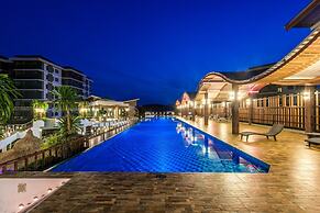 Chalong Miracle Lakeview Resort & Spa