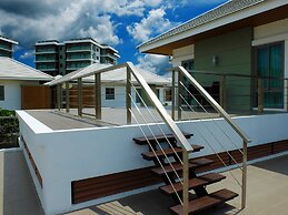 Chalong Miracle Lakeview Resort & Spa