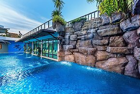 Chalong Miracle Lakeview Resort & Spa