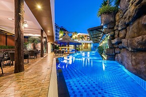 Chalong Miracle Lakeview Resort & Spa