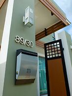 Chalong Miracle Lakeview Resort & Spa