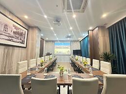 Sunrise Central Hotel