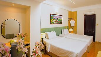 Sunrise Central Hotel