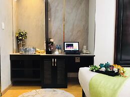 Sunrise Central Hotel