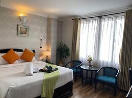 Sunrise Central Hotel