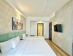 Sunrise Central Hotel
