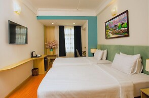Sunrise Central Hotel