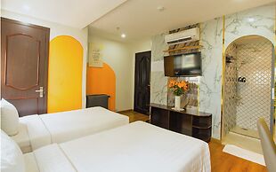 Sunrise Central Hotel