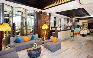 Sunrise Central Hotel