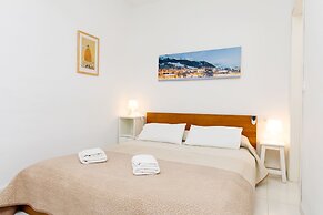 Apartamentos Turísticos Almoraide