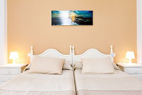 Apartamentos Turísticos Almoraide