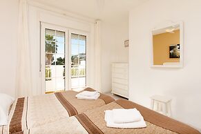 Apartamentos Turísticos Almoraide