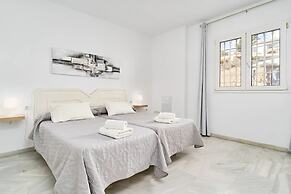 Apartamentos Turísticos Almoraide