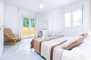 Apartamentos Turísticos Almoraide