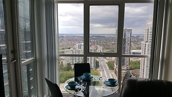 Custom Luxury Suite - By Elite Suites