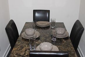 Custom Luxury Suite - By Elite Suites