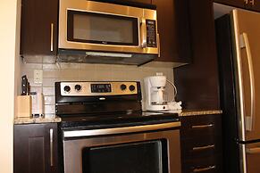 Custom Luxury Suite - By Elite Suites