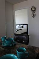 Deluxe Corner Suite - By Elite Suites