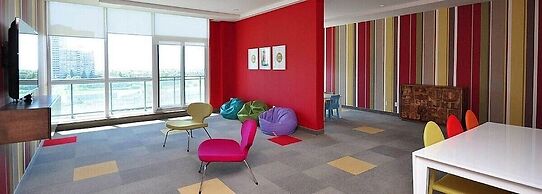 Deluxe Corner Suite - By Elite Suites