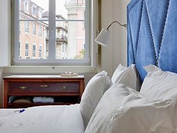 Residentas Apostolos