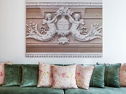 Residentas Apostolos