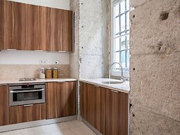 Residentas Apostolos