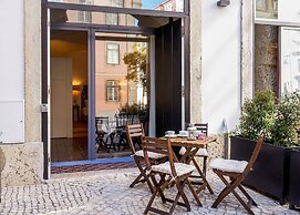 Residentas Apostolos