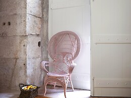 Residentas Apostolos