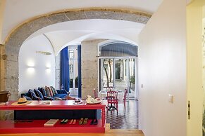 Residentas Apostolos