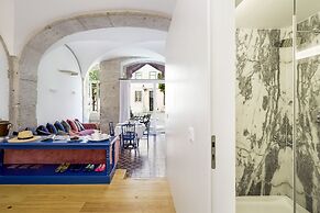 Residentas Apostolos