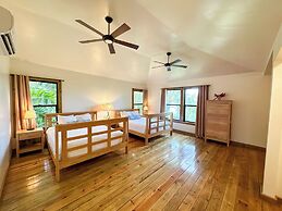 Anthony's Key Resort