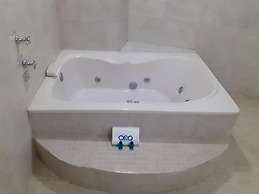 CEO Hotel Business Class