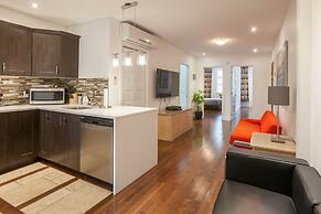 LMVR - LuxApt 3 - 7 bedrooms 2 bathrooms