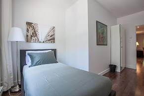 LMVR - LuxApt 3 - 7 bedrooms 2 bathrooms