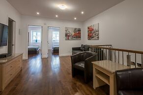 LMVR - LuxApt 3 - 7 bedrooms 2 bathrooms