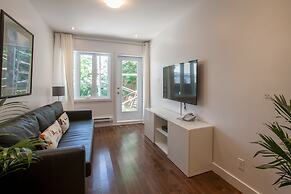 LMVR - LuxApt 3 - 7 bedrooms 2 bathrooms