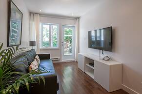 LMVR - LuxApt 3 - 7 bedrooms 2 bathrooms