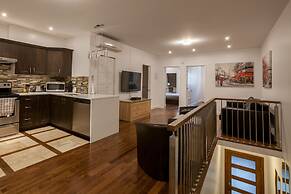 LMVR - LuxApt 3 - 7 bedrooms 2 bathrooms