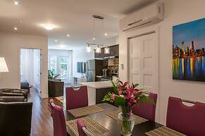 LMVR - LuxApt 3 - 7 bedrooms 2 bathrooms