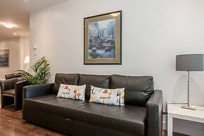 LMVR - LuxApt 3 - 7 bedrooms 2 bathrooms