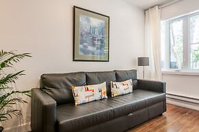 LMVR - LuxApt 3 - 7 bedrooms 2 bathrooms