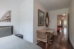 LMVR - LuxApt 3 - 7 bedrooms 2 bathrooms