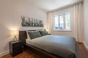 LMVR - LuxApt 3 - 7 bedrooms 2 bathrooms